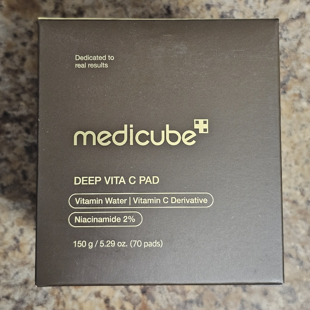 MEDICUBE Deep Vita C Pad (70 pads)
